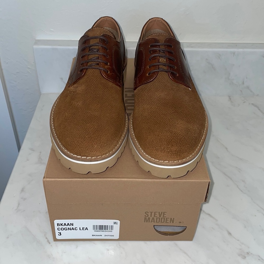 Steve Madden Bkaan dress shoe size 4D - Picture 2 of 5
